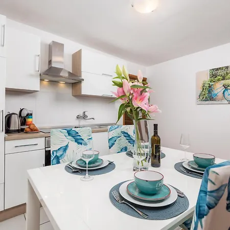 Sorgenfrei Apartment