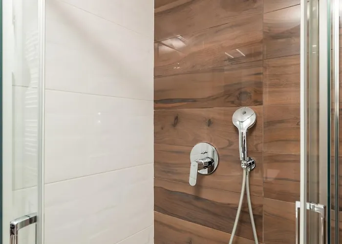 Sorgenfrei * Ρόβινι