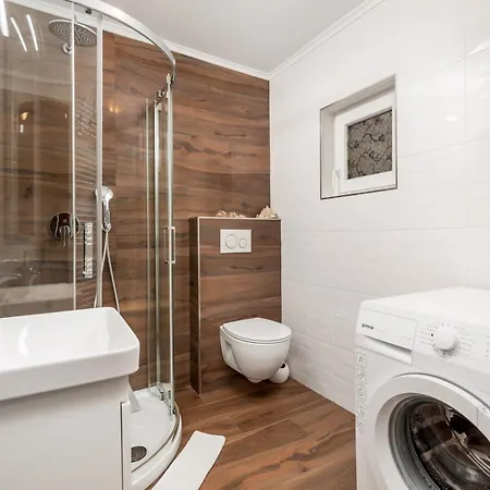 Sorgenfrei 2-bedroom In Old Town